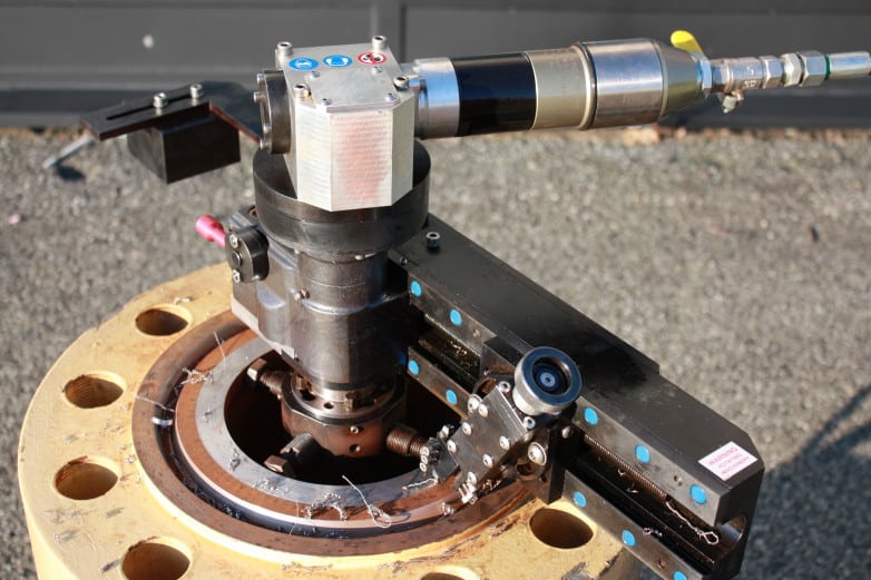 Flange facing 9